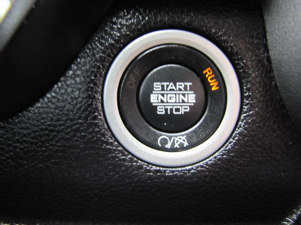 Used 2024 RAM 4500 SLT w/ Quick Order Package 2YG SLT image 40