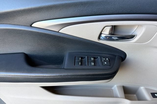 Used 2020 Honda Pilot EX image 8