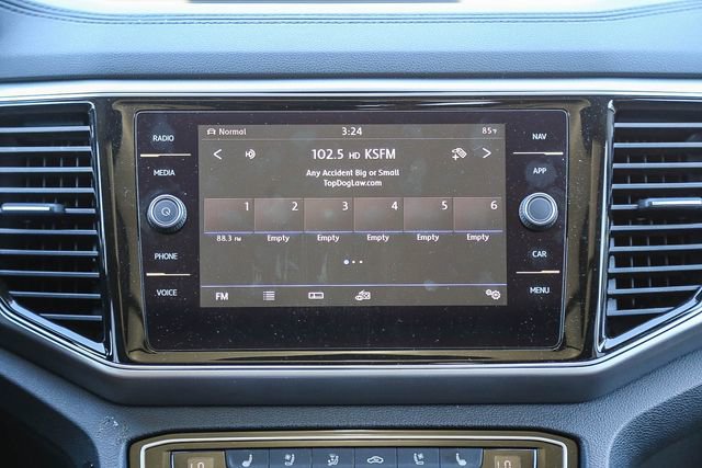 Used 2018 Volkswagen Atlas SEL Premium AWD/4WD image 16