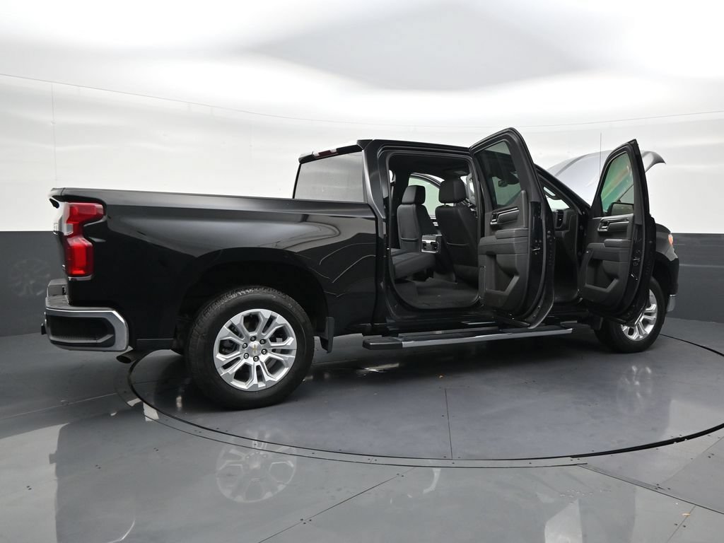 Used 2022 Chevrolet Silverado 1500 LTZ w/ LTZ Premium Package RWD image 27