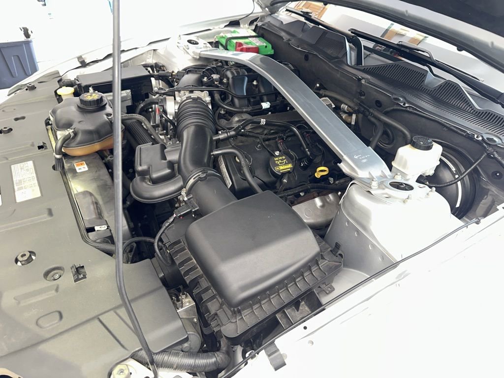 Used 2013 Ford Mustang Premium RWD image 14