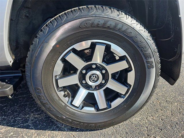 Used 2021 Toyota 4Runner TRD Off-Road Premium image 31