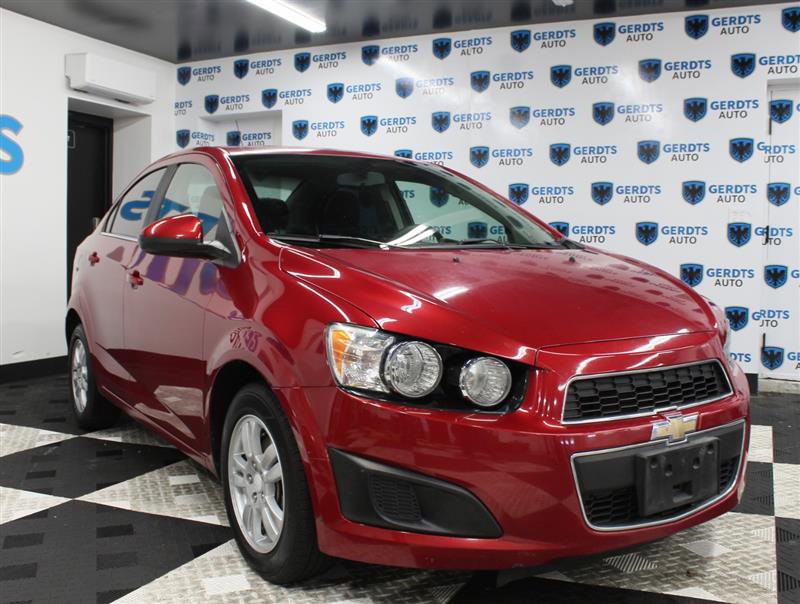 Used 2016 Chevrolet Sonic LT image 5