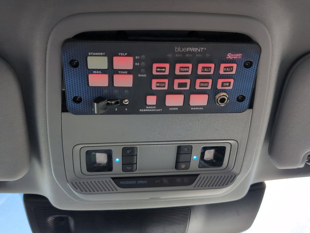 Used 2023 Ford Explorer XLT w/ Equipment Group 202A image 24