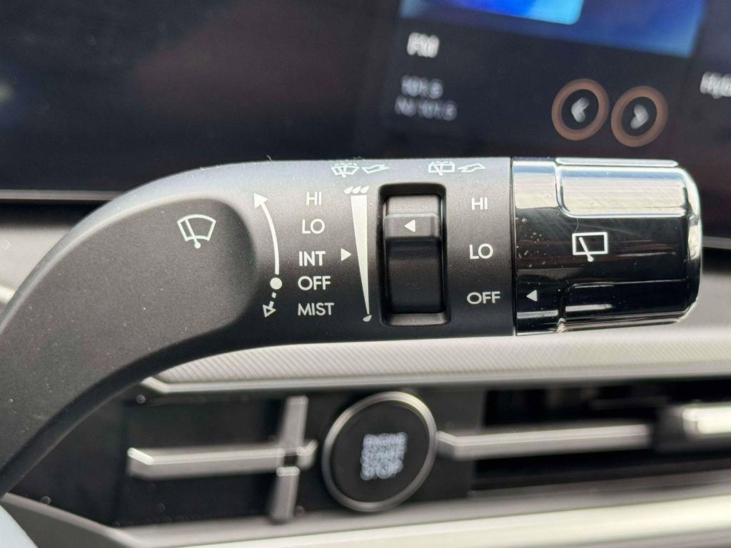 New 2024 Hyundai Santa Fe SEL image 24