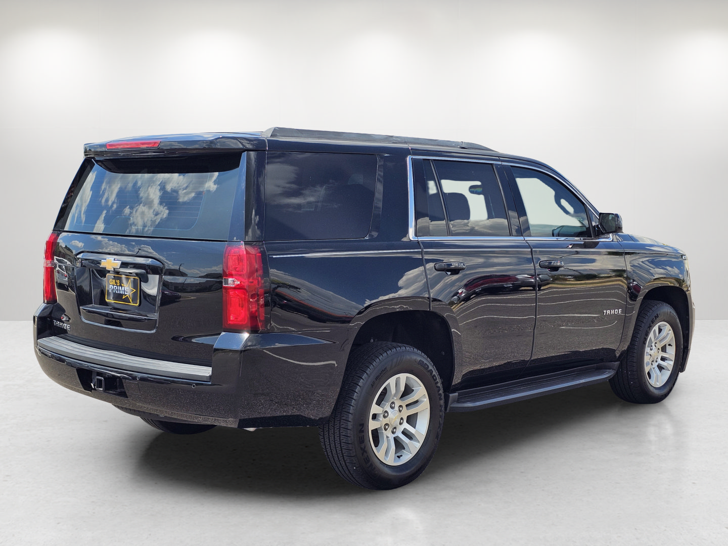 Used 2018 Chevrolet Tahoe LS RWD image 5