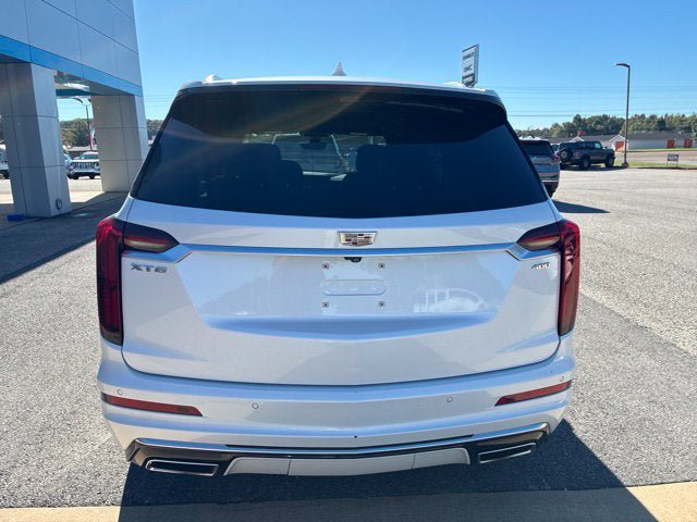 Used 2021 Cadillac XT6 Premium Luxury FWD image 5