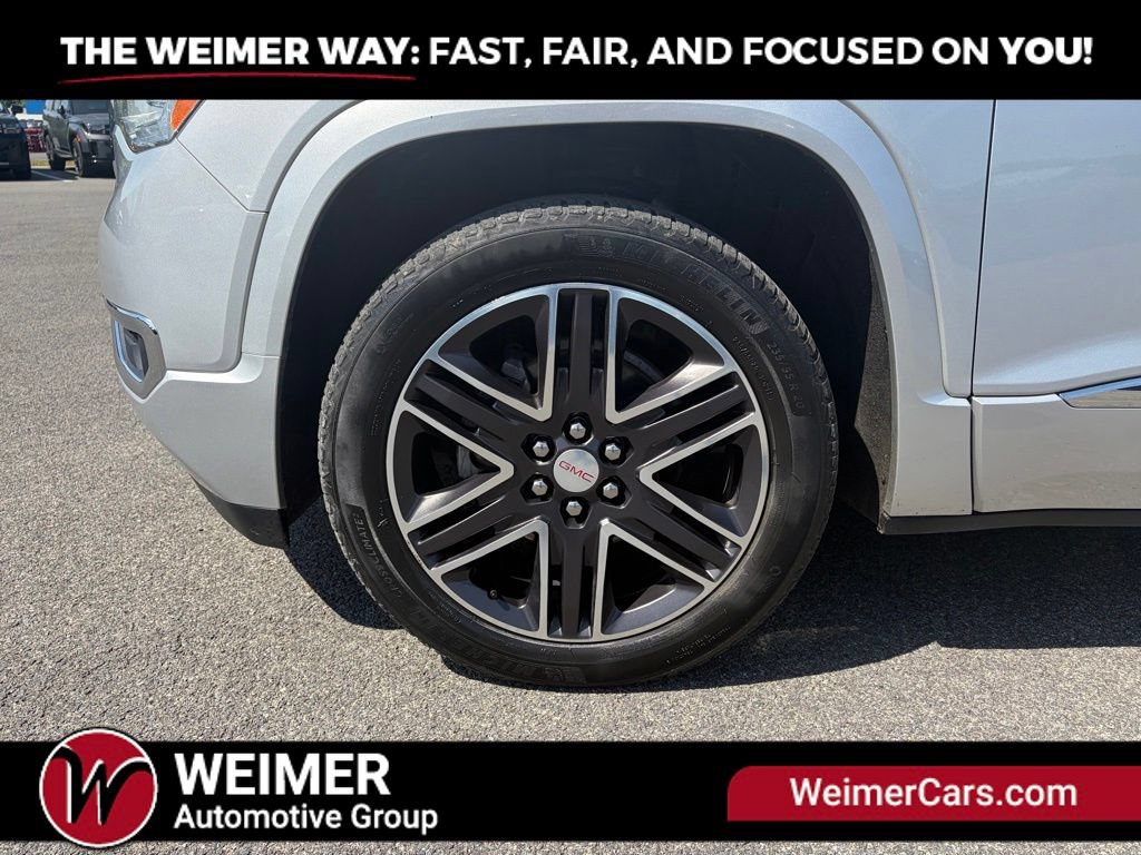 Used 2019 GMC Acadia Denali w/ Technology Package AWD/4WD image 9
