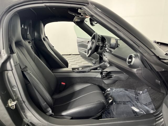 Used 2021 MAZDA MX-5 Miata Grand Touring RWD image 38