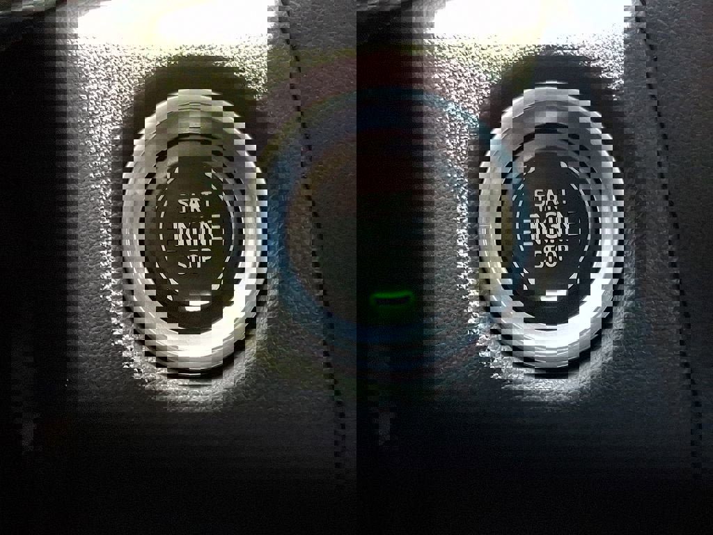 Certified 2022 Chevrolet Suburban RST w/ Luxury Package AWD/4WD image 25