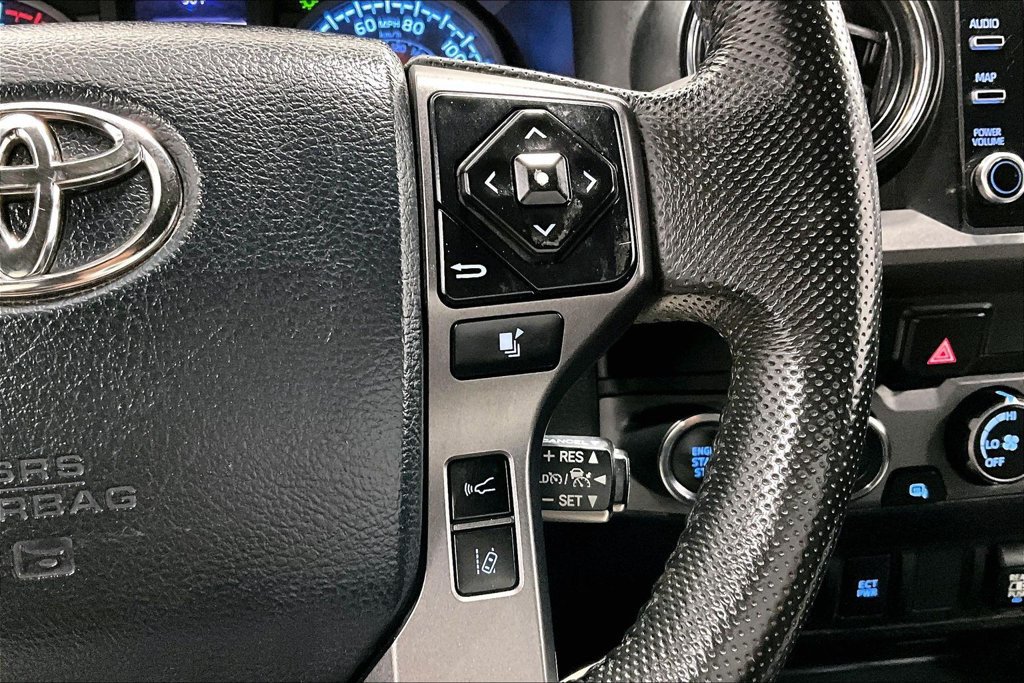 Used 2020 Toyota Tacoma TRD Off-Road AWD/4WD image 25