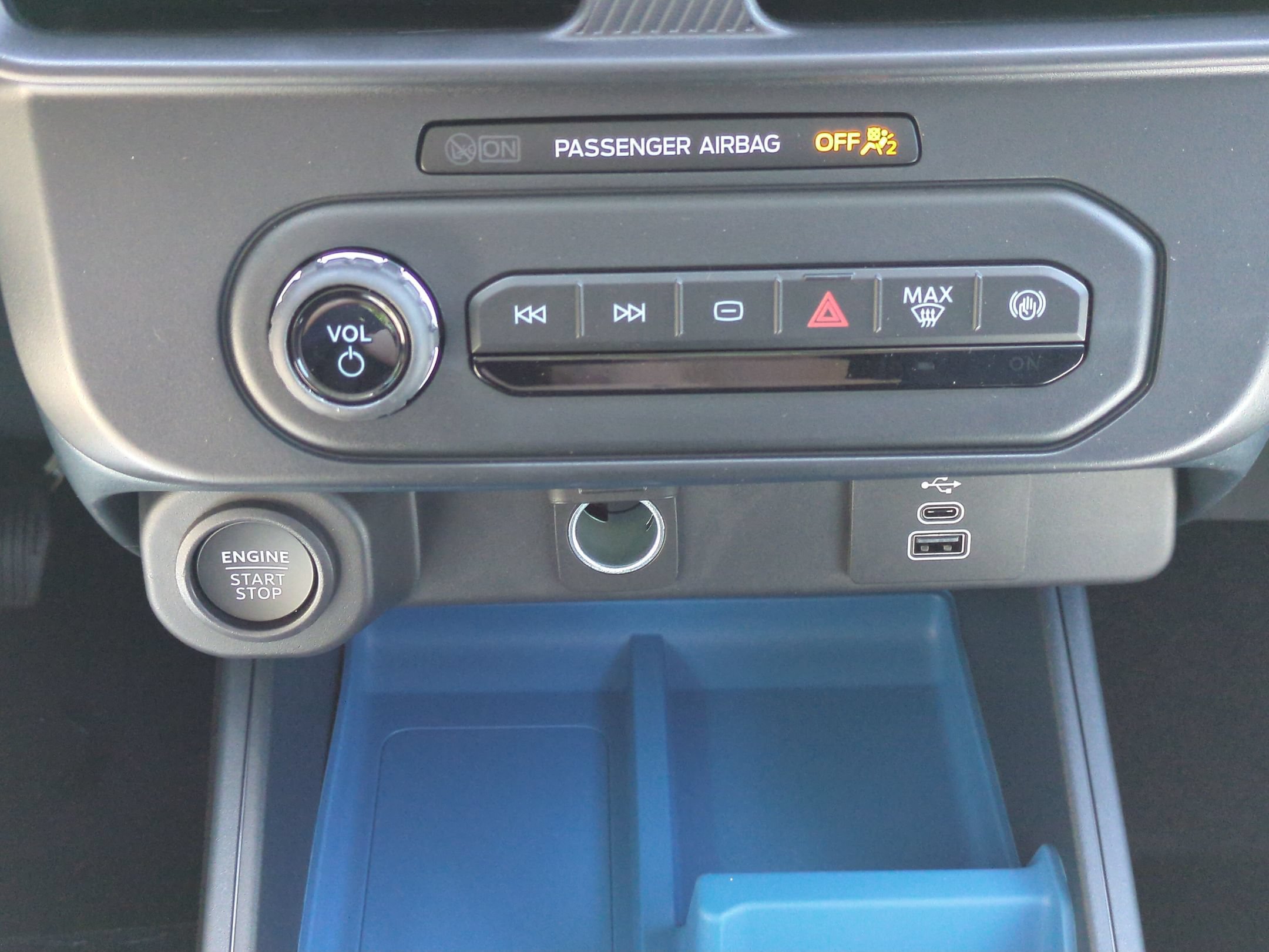 New 2026 Ford Maverick XLT w/ XLT Luxury Package FWD image 24