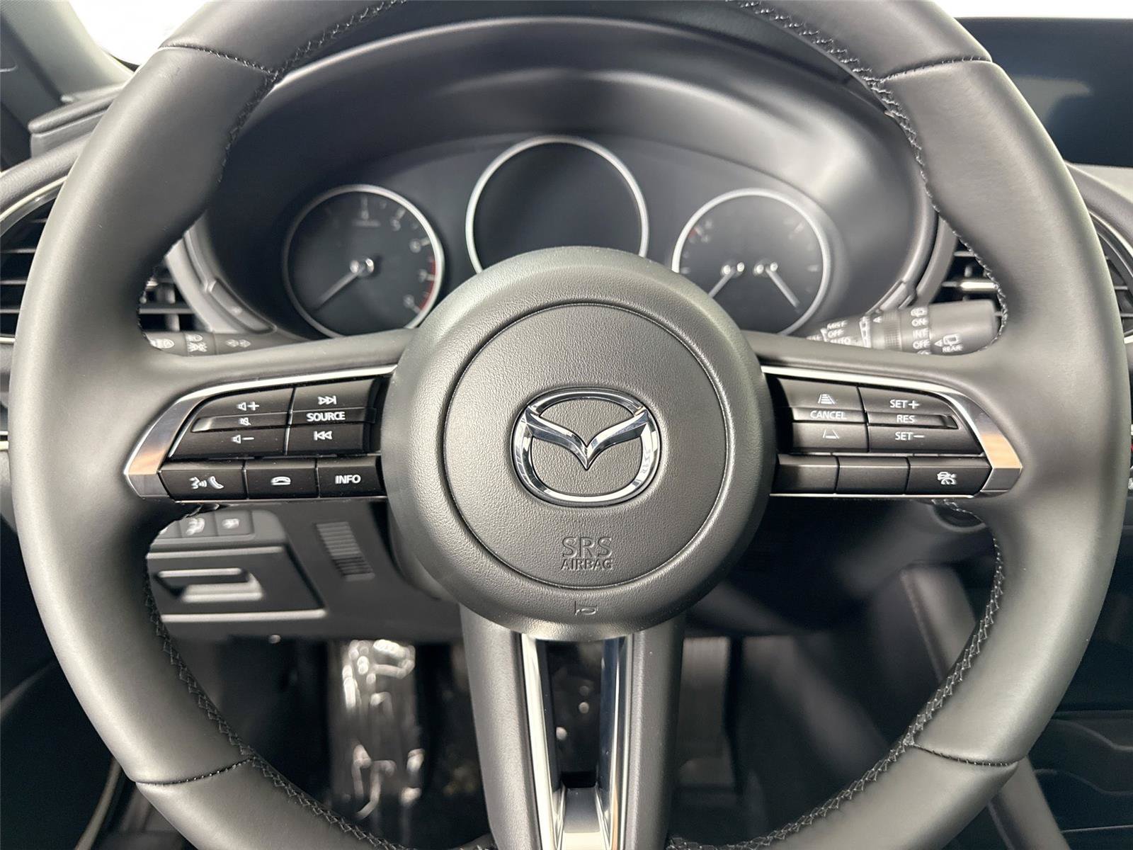 New 2026 MAZDA MAZDA3 2.5 S Hatchback w/ Premium Pkg FWD image 17