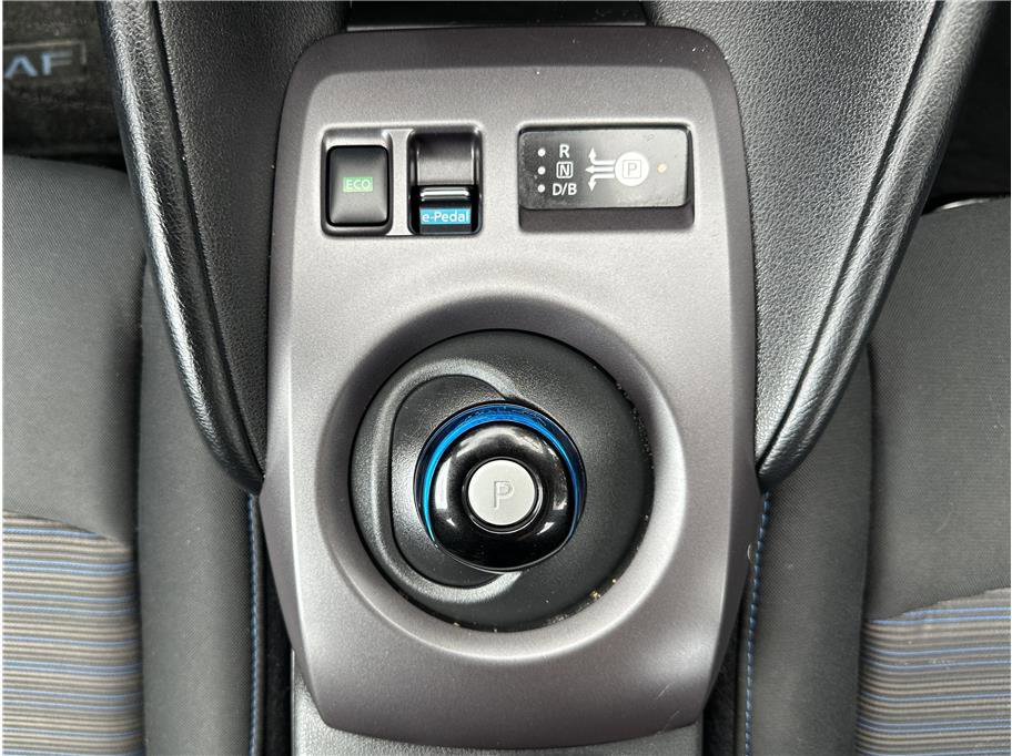 Used 2024 Nissan Leaf S FWD image 24