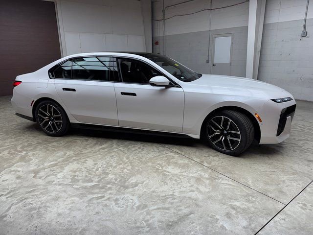Used 2026 BMW 740i xDrive w/ Executive Package image 6