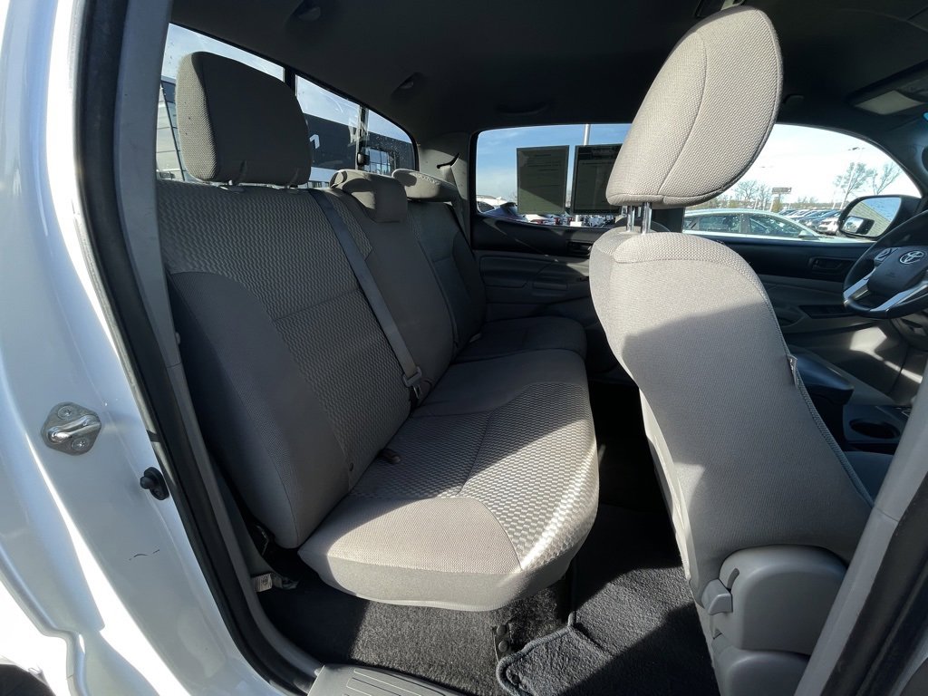 Used 2014 Toyota Tacoma PreRunner image 25