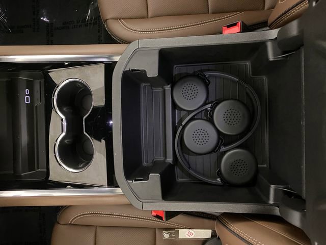 Certified 2026 Chevrolet Suburban High Country image 27