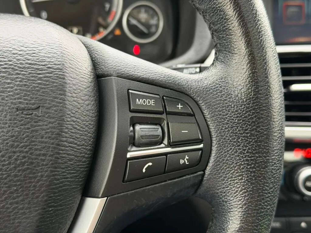 Used 2017 BMW X3 xDrive28i AWD/4WD image 14