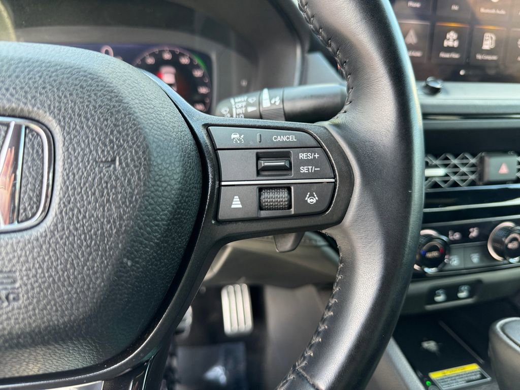 Used 2025 Honda Accord Sport image 21