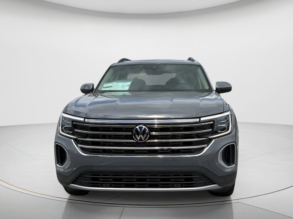 New 2026 Volkswagen Atlas SE FWD image 2