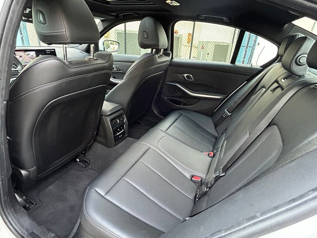 Used 2025 BMW 330i Sedan RWD image 42