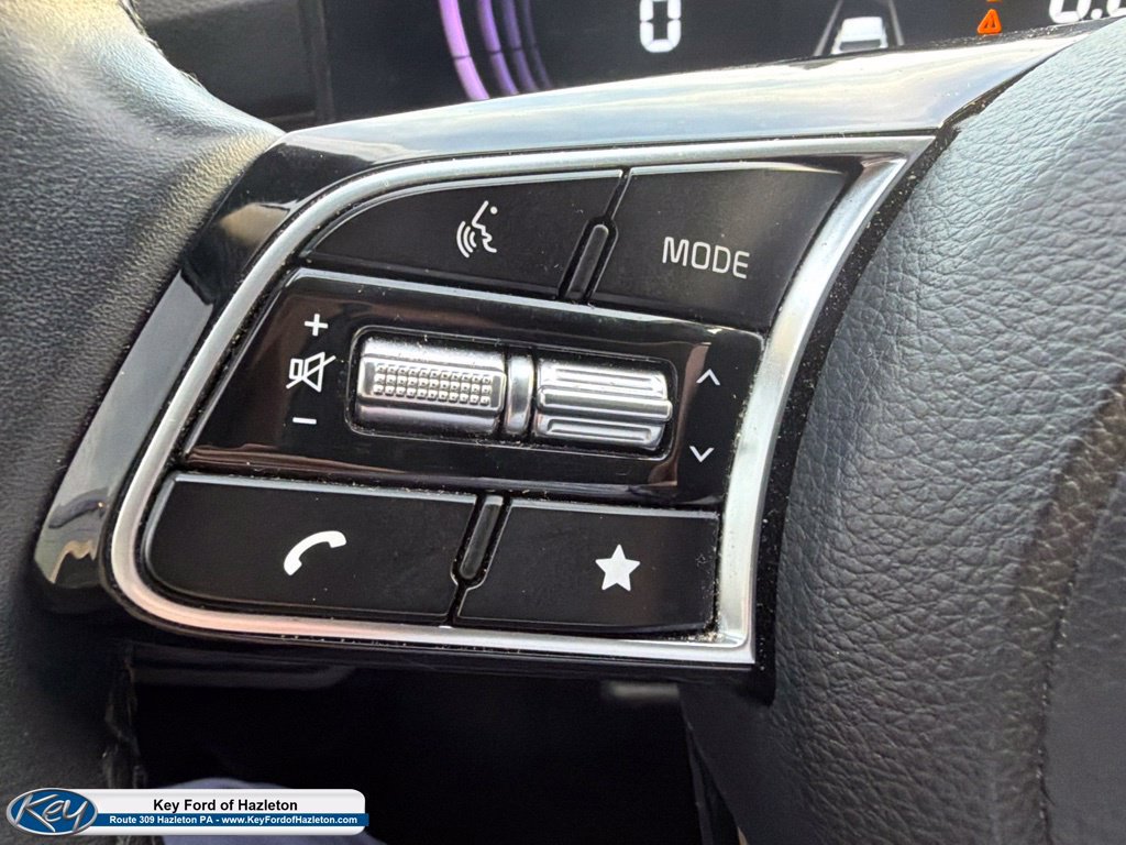 Used 2025 Kia Seltos S AWD/4WD image 21