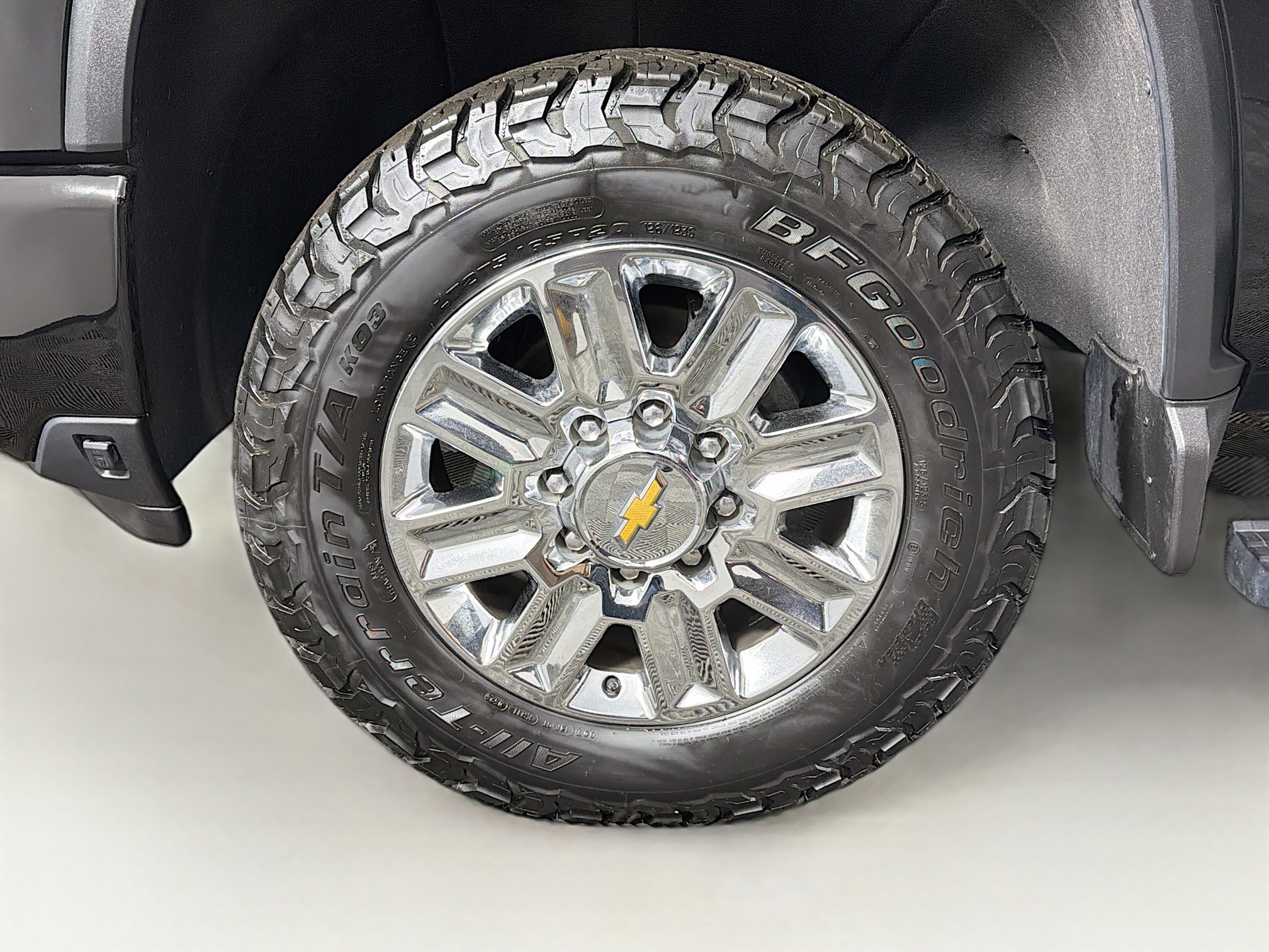 Used 2024 Chevrolet Silverado 2500 High Country w/ High Country Premium Package image 32