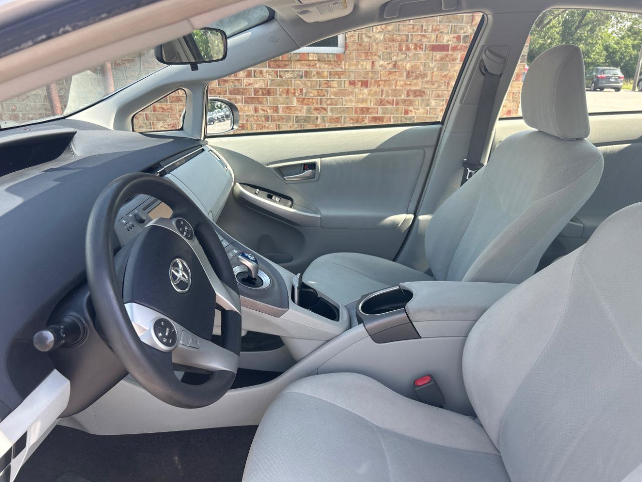 Used 2014 Toyota Prius Two FWD image 15