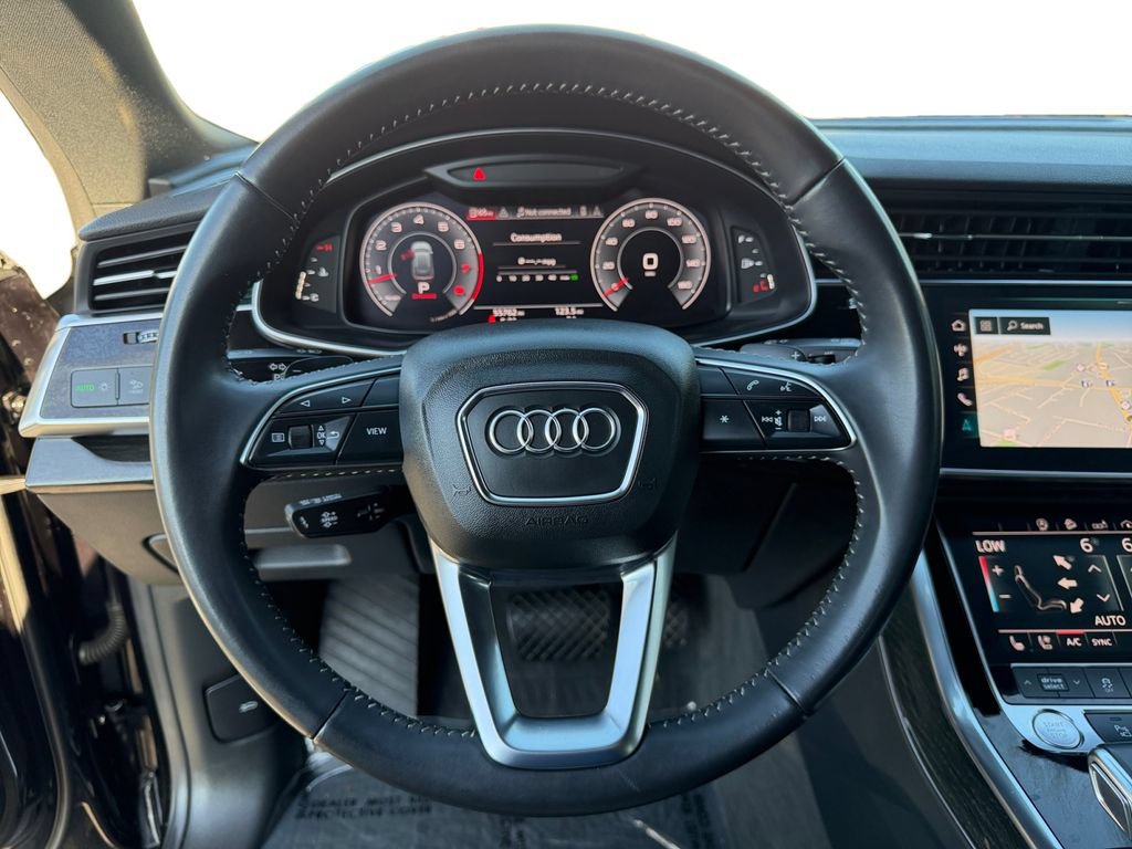 Used 2020 Audi Q8 Premium Plus w/ Premium Plus Package AWD/4WD image 18