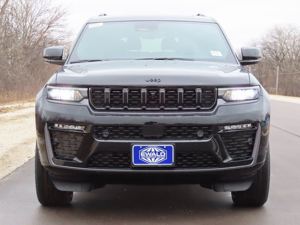 New 2026 Jeep Grand Cherokee L Limited AWD/4WD image 17