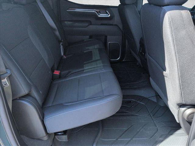 Used 2025 Chevrolet Silverado 1500 LT w/ Safety Package RWD image 27