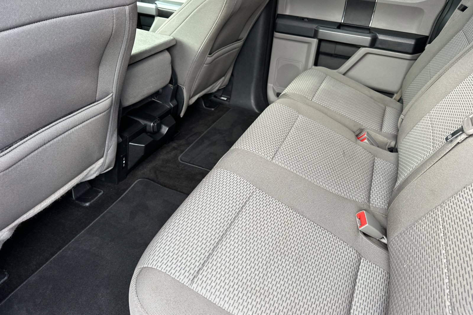 Used 2020 Ford F150 XLT w/ Max Trailer Tow Package image 13