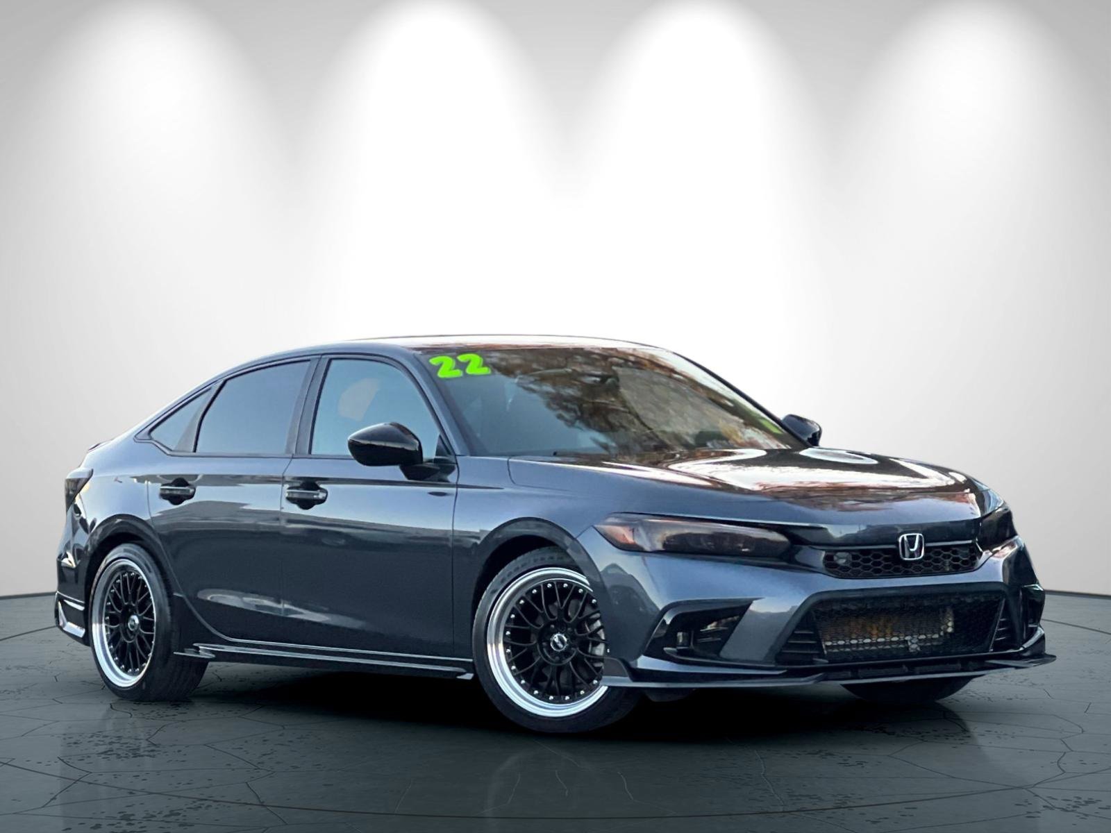 Used 2022 Honda Civic Sport image 2