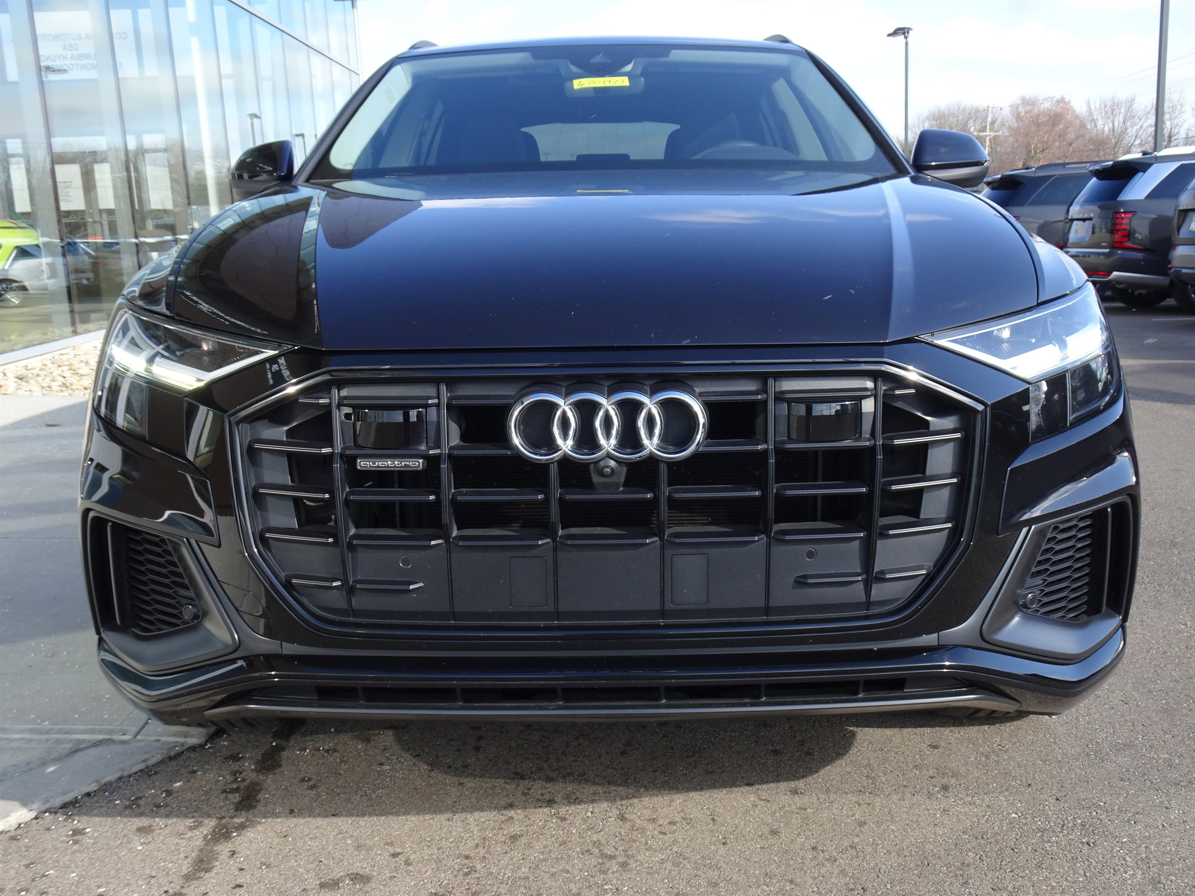 Used 2019 Audi Q8 Premium Plus w/ Premium Plus image 7