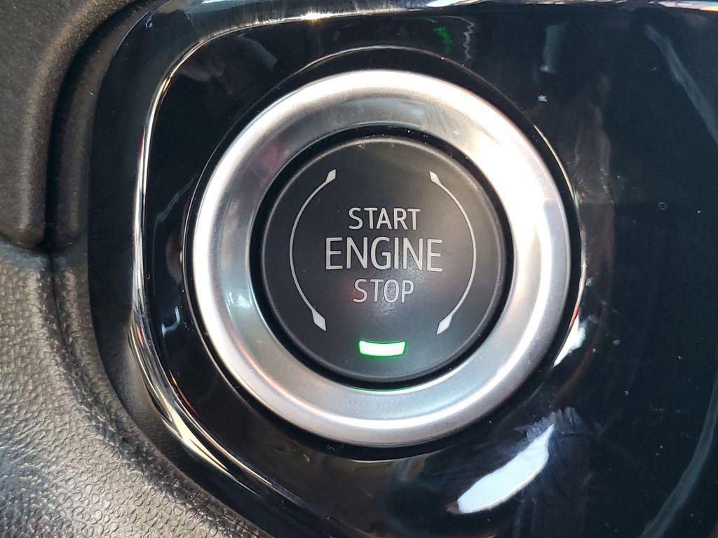 Used 2025 Chevrolet Silverado 1500 LT image 25