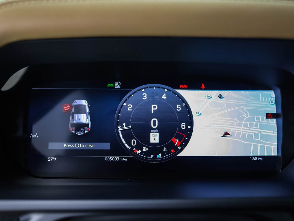 Used 2025 Land Rover Defender 110 X-Dynamic SE image 14