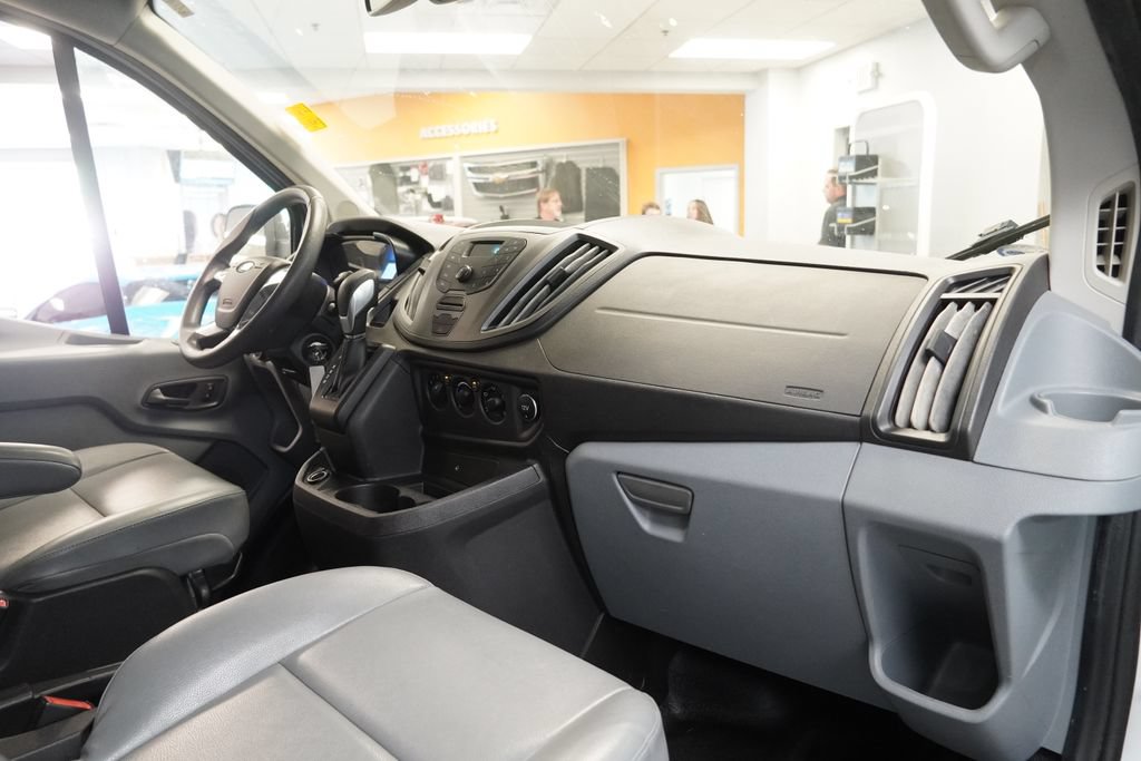 Used 2017 Ford Transit 350 XL RWD image 31