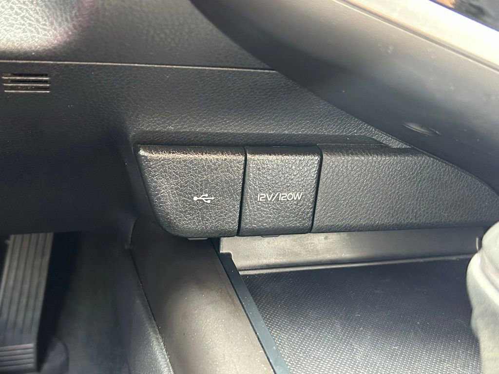 Used 2023 Toyota Camry SE image 50