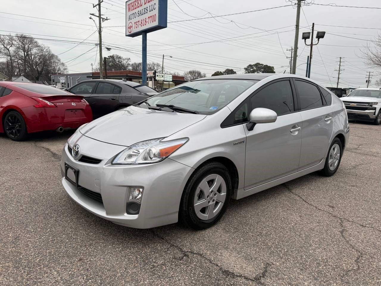 Used 2010 Toyota Prius FWD image 2