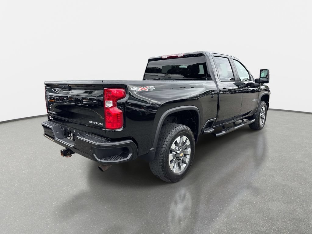Used 2024 Chevrolet Silverado 2500 Custom w/ Custom Value Package AWD/4WD image 4