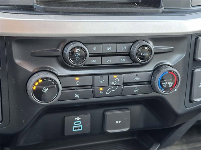 Used 2024 Ford F350 XL w/ FX4 Off-Road Package image 11
