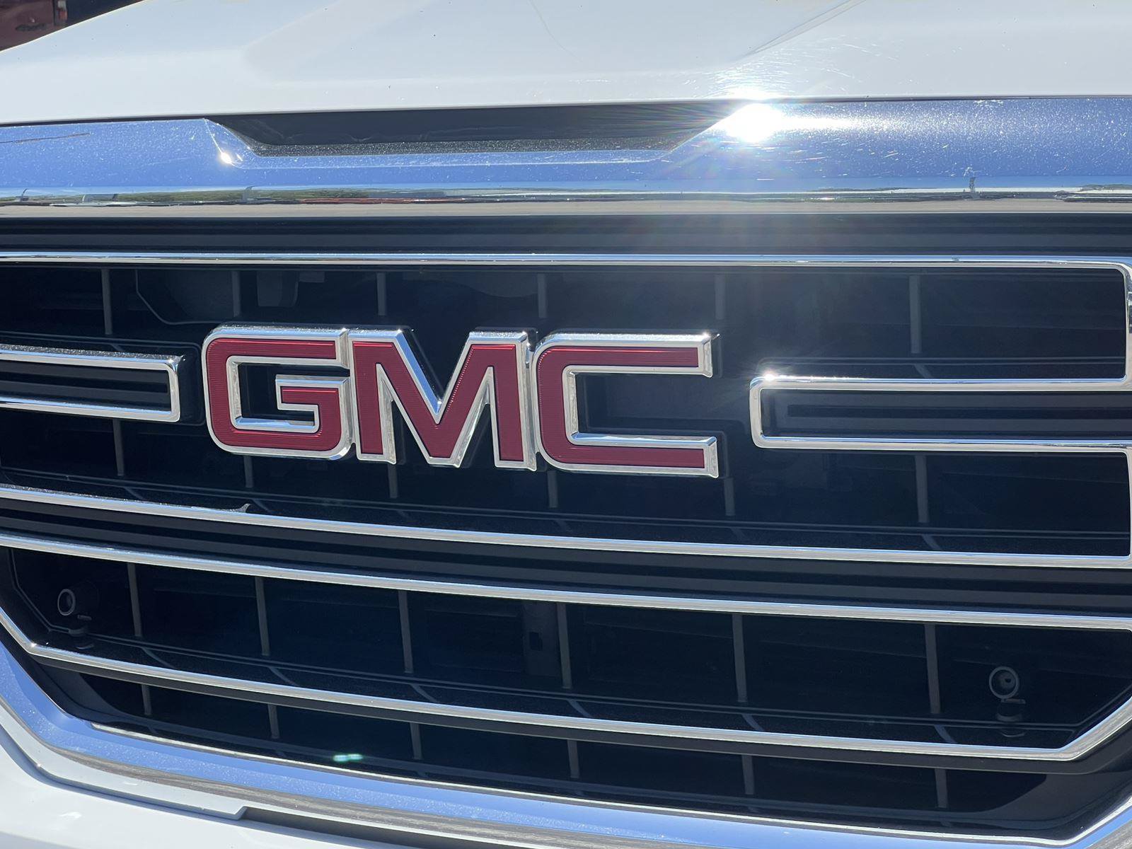 Used 2017 GMC Sierra 1500 SLE w/ SLE Value Package AWD/4WD image 38