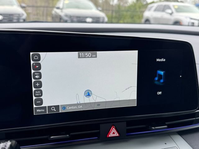 Used 2025 Hyundai Elantra Limited image 25