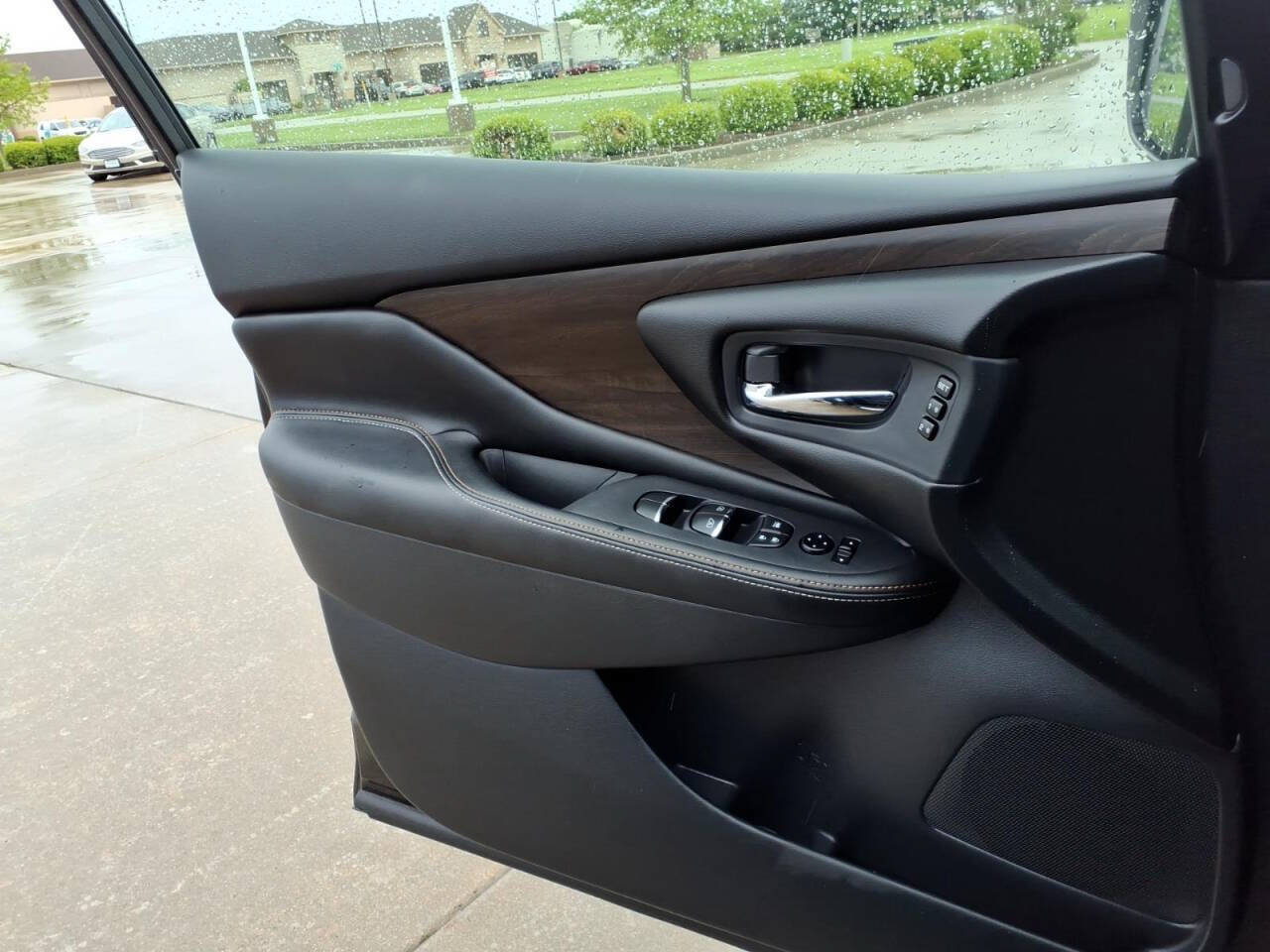 Used 2024 Nissan Murano Platinum w/ Cargo Package AWD/4WD image 21