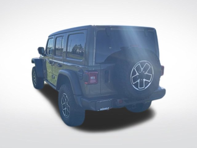Used 2025 Jeep Wrangler Unlimited Rubicon w/ Convenience Group AWD/4WD image 10