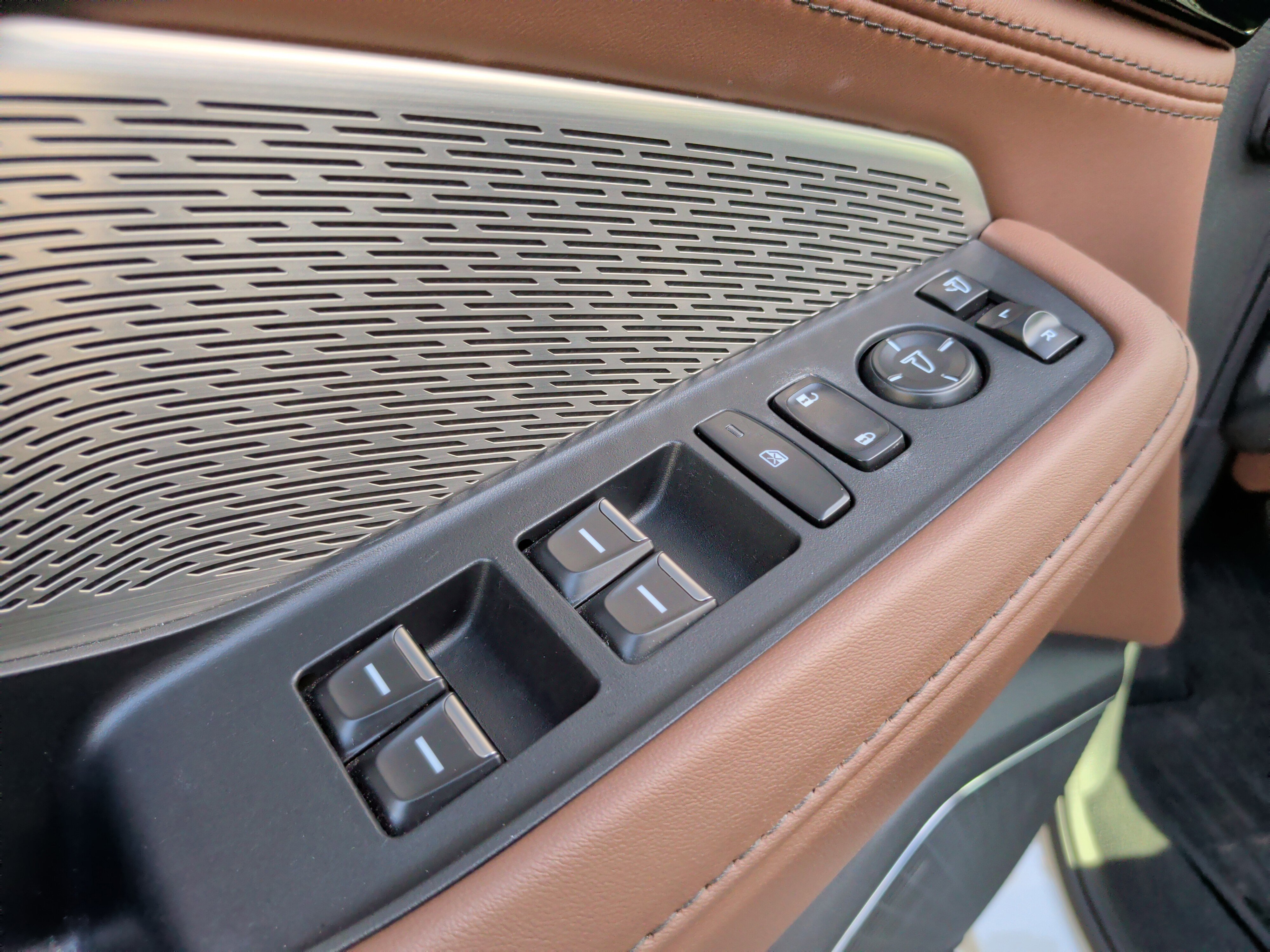 Used 2022 Acura MDX SH-AWD w/Advance Package image 30