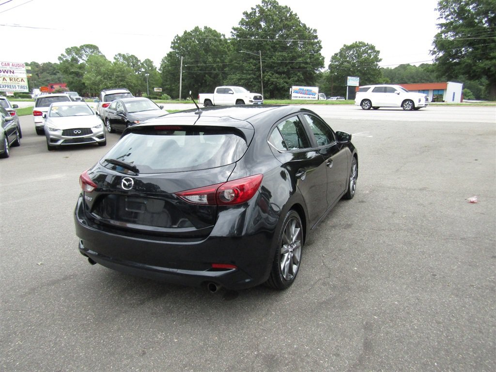 Used 2018 MAZDA MAZDA3 Touring FWD image 7