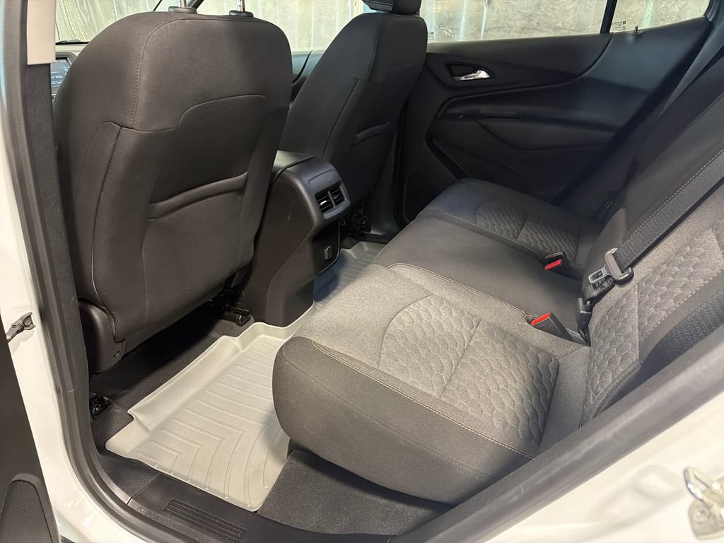 Used 2018 Chevrolet Equinox LT AWD/4WD image 15