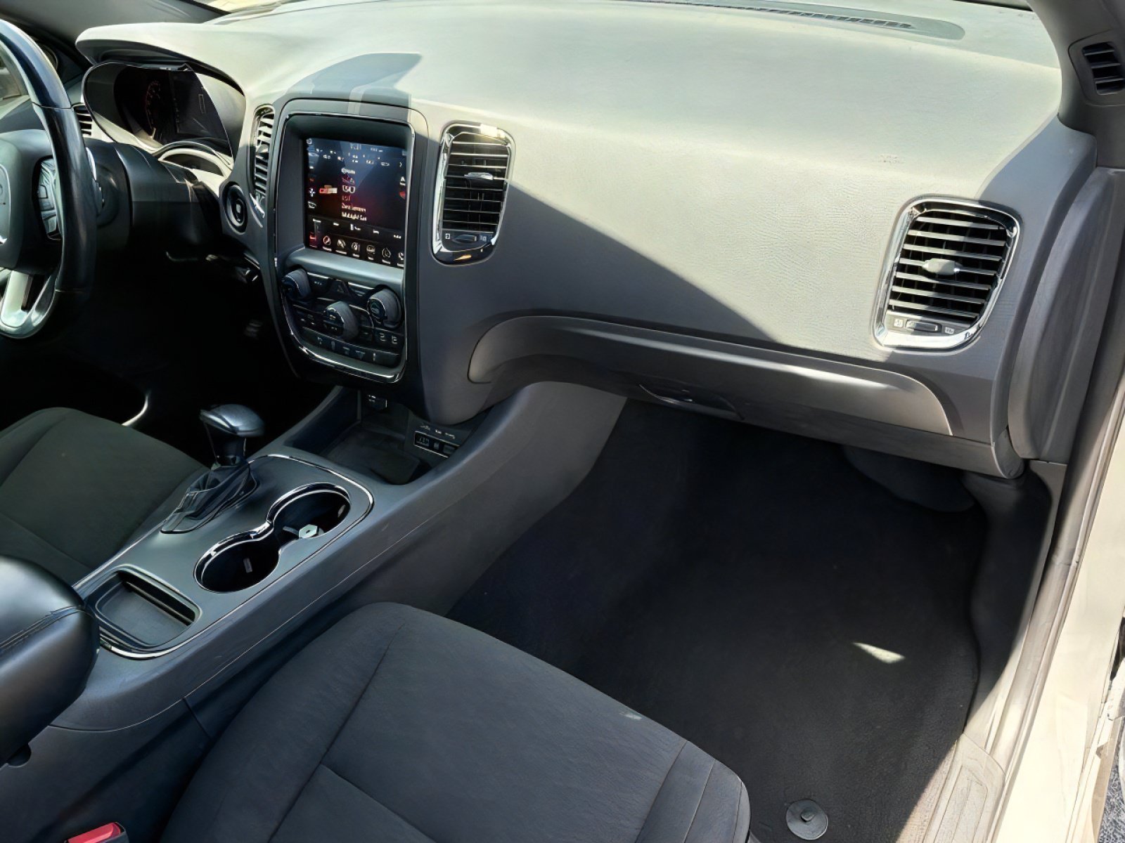 Used 2020 Dodge Durango GT RWD image 10