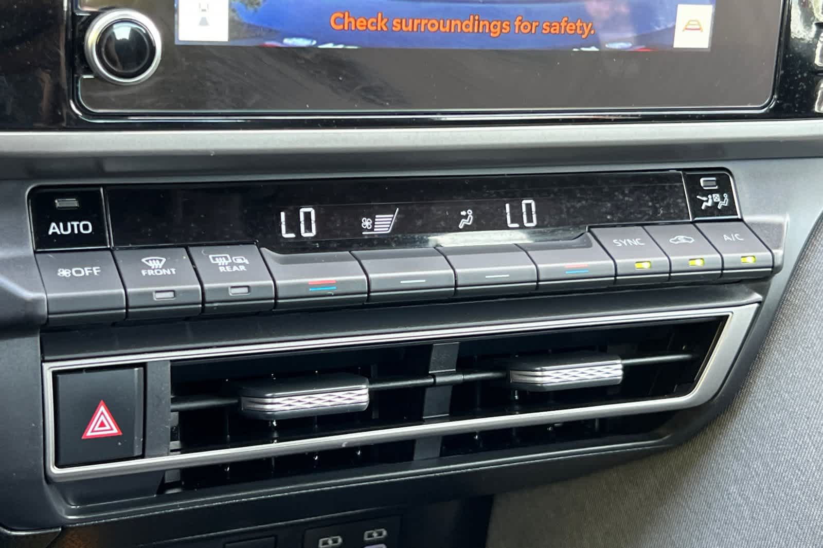 Used 2025 Toyota Camry LE FWD image 21
